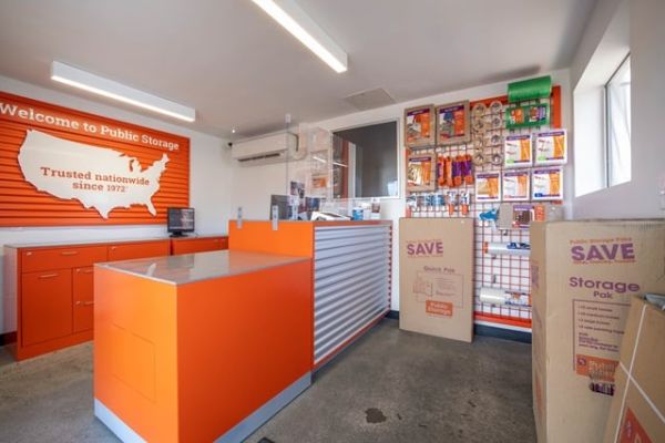 Public Storage - City Of Industry - 15920 Amar Road - 15920 Amar Road