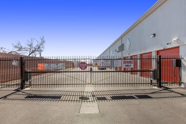 Public Storage - North Las Vegas - 2435 E Cheyenne Ave - 2435 E Cheyenne Ave