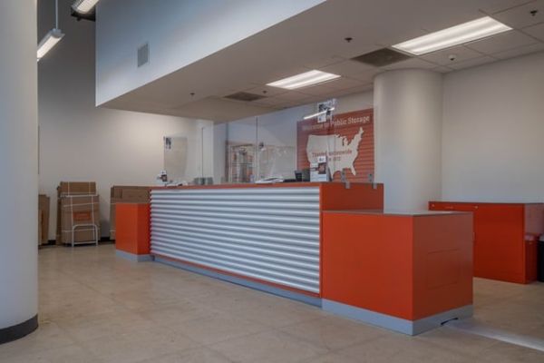 Public Storage - Los Angeles - 4174 W Pico Blvd - 4174 W Pico Blvd