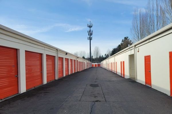 Public Storage - Kent - 27333 132nd Ave SE - 27333 132nd Ave SE