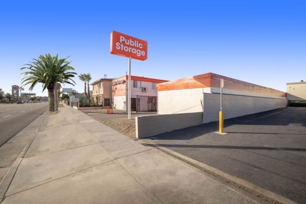 Public Storage - Inglewood - 10833 S Prairie Ave - 10833 S Prairie Ave