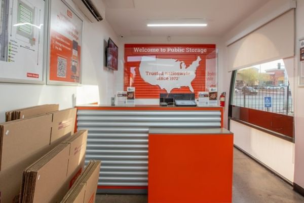 Public Storage - Las Vegas - 5050 W Charleston Blvd - 5050 W Charleston Blvd