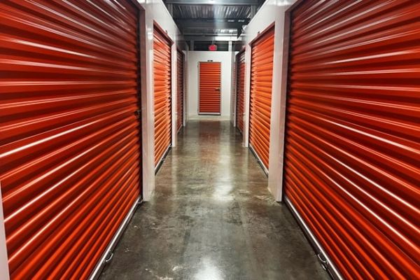 Public Storage - Canoga Park - 7920 Deering Ave - 7900 Deering Ave