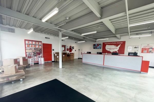 Public Storage - Canoga Park - 7920 Deering Ave - 7900 Deering Ave