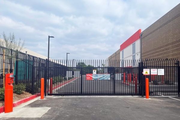 Public Storage - Canoga Park - 7920 Deering Ave - 7900 Deering Ave