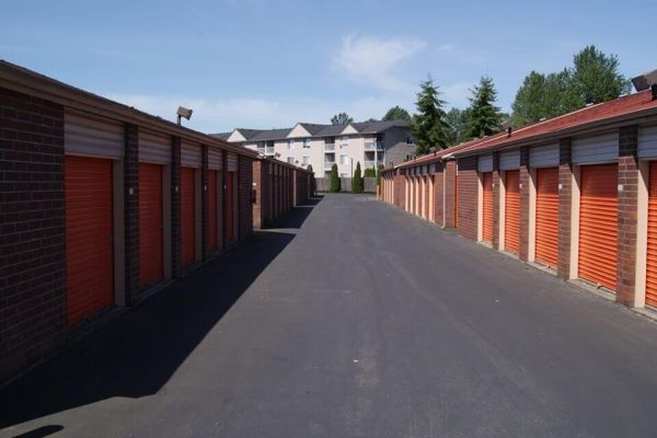Public Storage - Everett - 9830 Evergreen Way - 9830 Evergreen Way