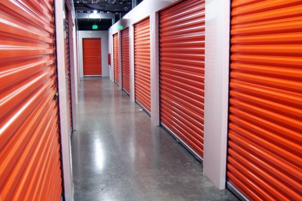 Public Storage - Irvine - 16452 Construction Circle S - 16452 Construction Circle S