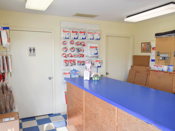 Storage Rentals of America - Kinston - W Vernon Ave - 2502 West Vernon Avenue