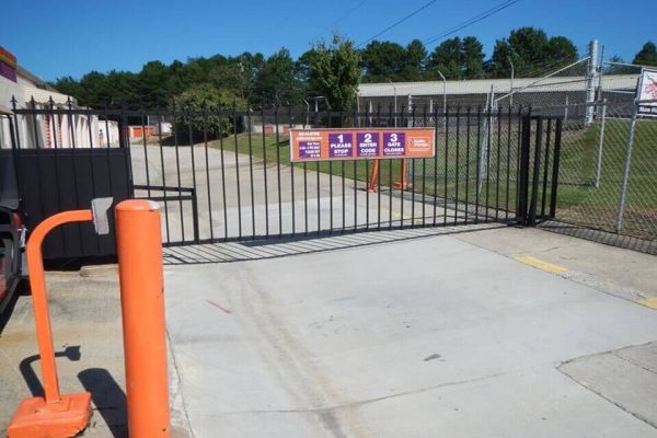 Public Storage - Taylors - 3129 Wade Hampton Blvd - 3129 Wade Hampton Blvd