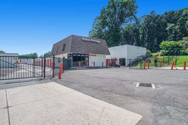 Public Storage - Langhorne - 500 S Flowers Mill Road - 500 S Flowers Mill Road