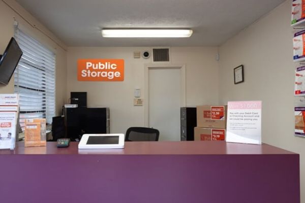 Public Storage - Decatur - 3375 N Druid Hills Road - 3375 N Druid Hills Road