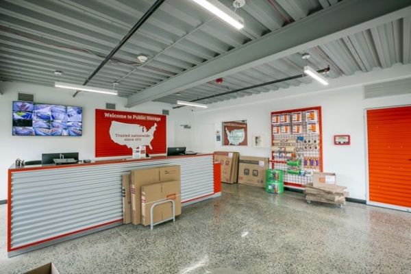 Public Storage - Coram - 544 Middle Country Road - 550 Middle Country Road