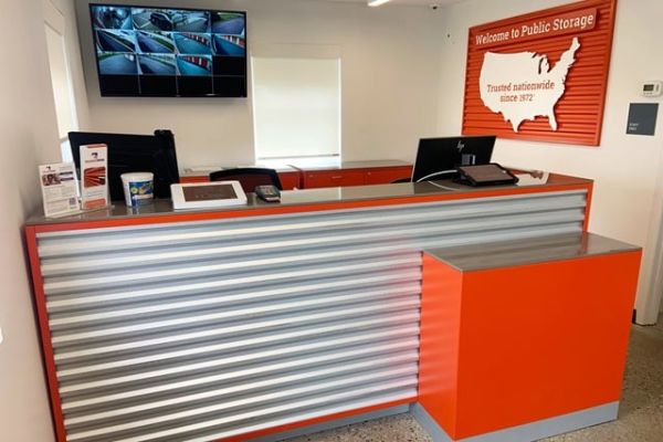 Public Storage - Indianapolis - 9425 Corporation Drive - 9425 Corporation Drive