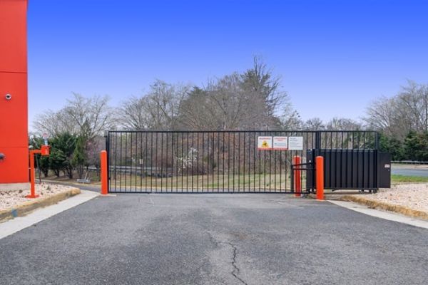 Public Storage - Lorton - 7685 Pohick Rd - 7685 Pohick Rd