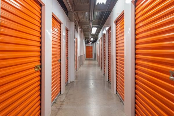 Public Storage - Brighton - 156 Lincoln St - 156 Lincoln St