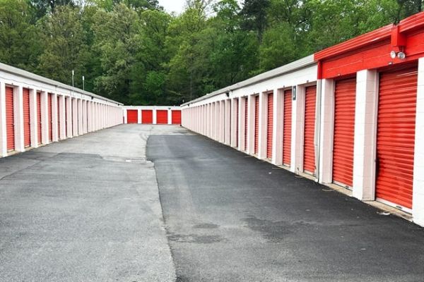 Public Storage - Richmond - 4805 Jefferson Davis Highway - 4805 Jefferson Davis Highway