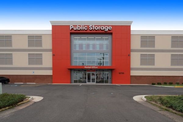 Public Storage - North Chesterfield - 10755 Midlothian Tpke - 10755 Midlothian Tpke