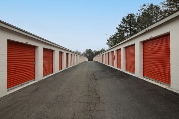 Public Storage - Concord - 3001 S Ridge Ave - 3001 S Ridge Ave