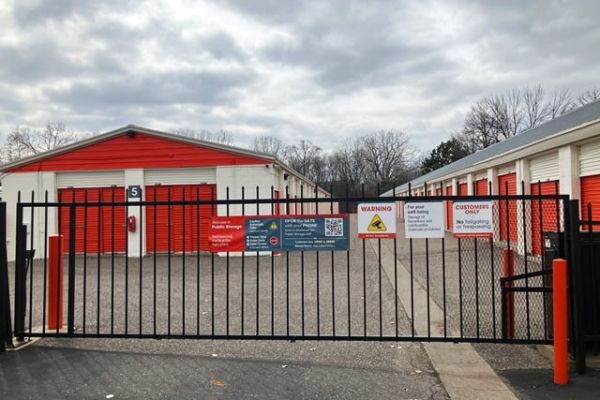 Public Storage - New Hope - 7301 36th Ave N - 7301 36th Ave N