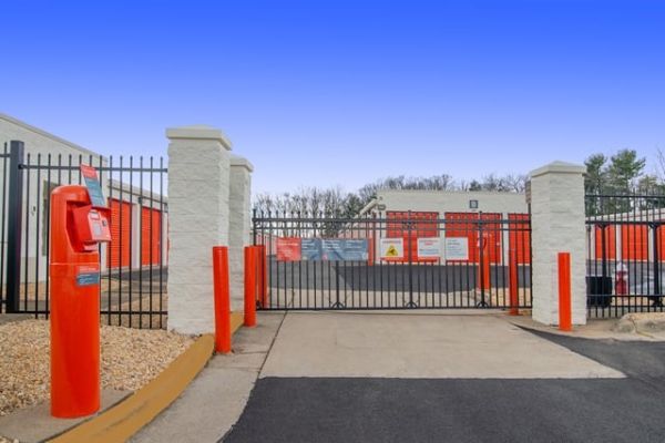 Public Storage - Woodbridge - 13798 Telegraph Rd - 13798 Telegraph Rd
