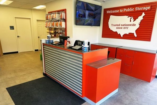 Public Storage - St Louis - 1550 North Lindbergh Blvd - 1550 North Lindbergh Blvd