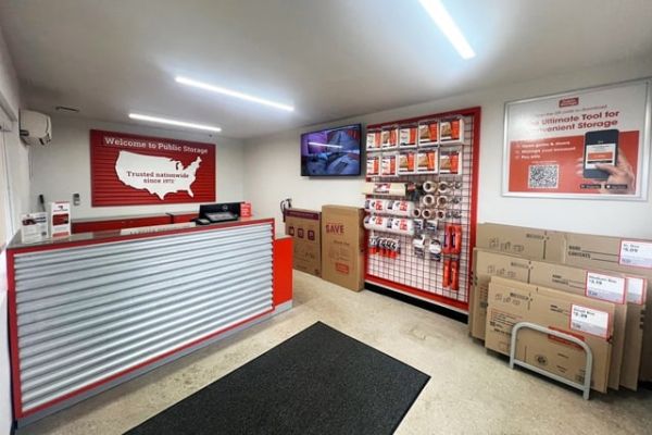 Public Storage - Markham - 3835 W 159th Place - 3835 W 159th Place