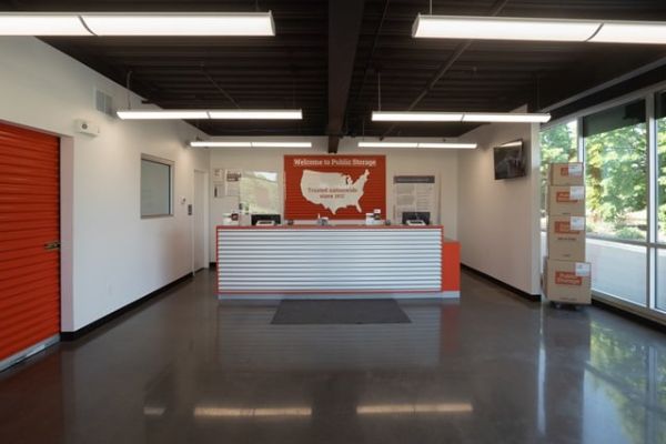 Public Storage - Rosemount - 15854 Chippendale Ave W - 15854 Chippendale Ave W