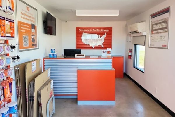 Public Storage - Englewood - 4550 S Federal Blvd - 4550 S Federal Blvd
