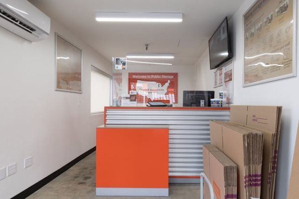Public Storage - Torrance - 4460 Del Amo Blvd - 4460 Del Amo Blvd