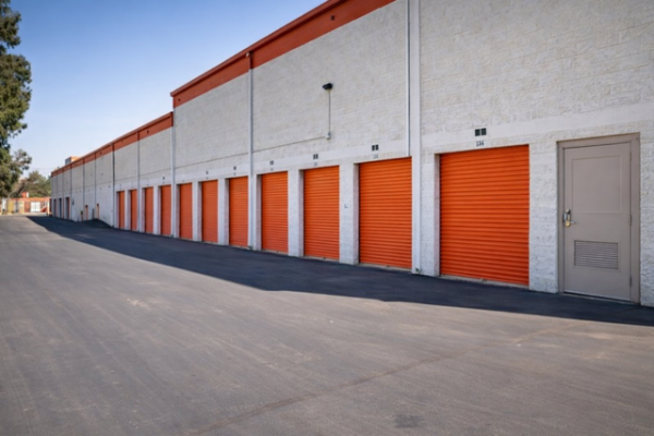 Public Storage - North Hollywood - 7500 Whitsett Ave - 7500 Whitsett Ave