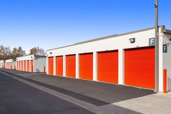Public Storage - Northridge - 9341 Shirley Ave - 9341 Shirley Ave