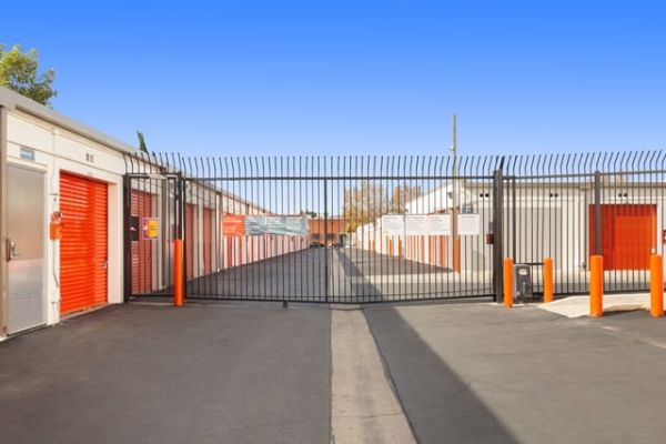 Public Storage - Northridge - 9341 Shirley Ave - 9341 Shirley Ave