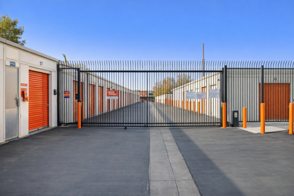 Public Storage - Northridge - 9341 Shirley Ave - 9341 Shirley Ave