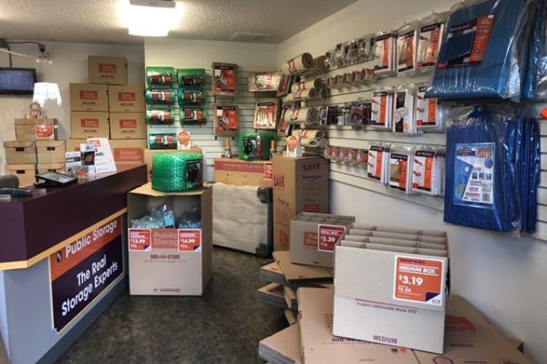 Public Storage - Vancouver - 9421 NE Fourth Plain Rd - 9421 NE Fourth Plain Rd