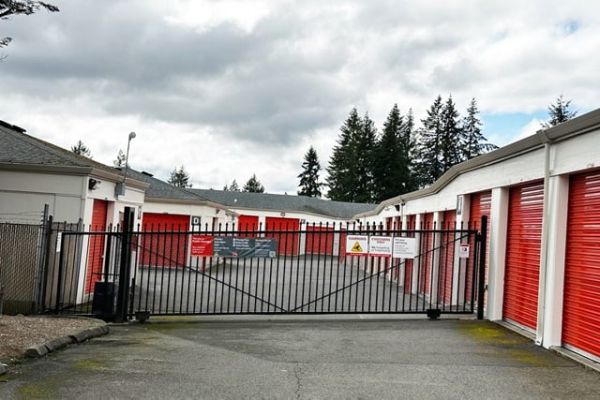 Public Storage - Olympia - 1825 Cooper Point Rd SW - 1825 Cooper Point Rd SW