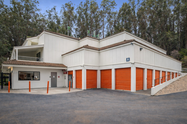 Public Storage - Mill Valley - 817 Redwood Hwy Frontage Rd - 817 Redwood Hwy
