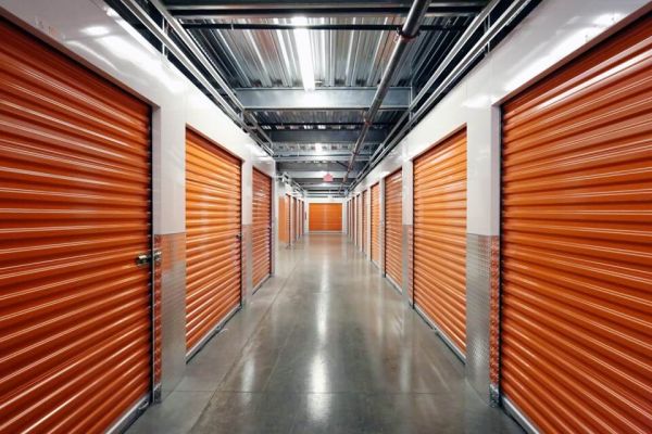 Public Storage - Irvine - 6 Whatney - 6 Whatney