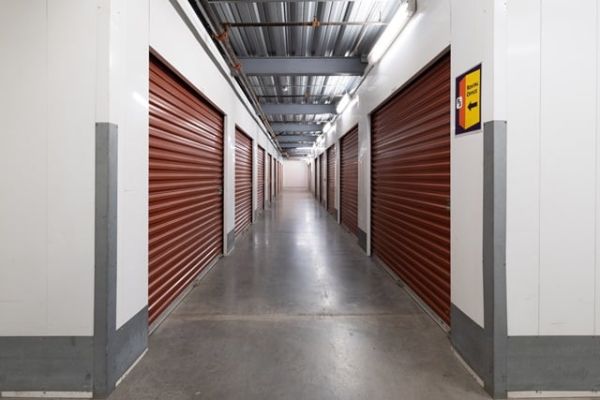 Public Storage - Corona - 1351 Pomona Road - 1351 Pomona Road