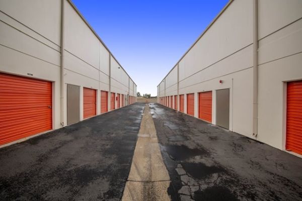 Public Storage - Ontario - 2249 S Grove Ave - 2249 S Grove Ave