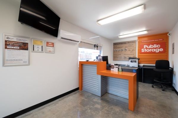 Public Storage - Sun Valley - 9036 Glenoaks Blvd - 9036 Glenoaks Blvd
