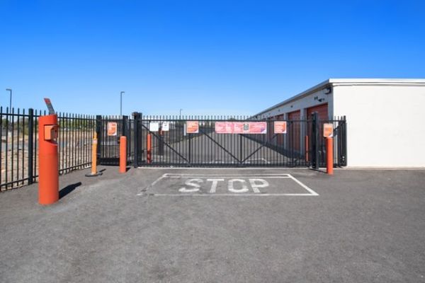 Public Storage - Newark - 6800 Overlake Place - 6800 Overlake Place