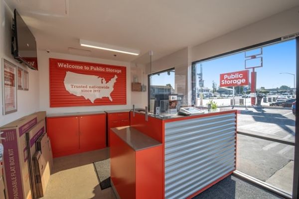 Public Storage - San Leandro - 15285 Hesperian Blvd - 15285 Hesperian Blvd