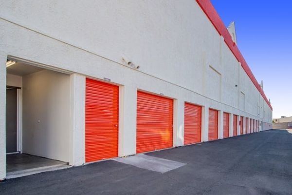 Public Storage - Las Vegas - 4685 E Tropicana Ave - 4685 E Tropicana Ave