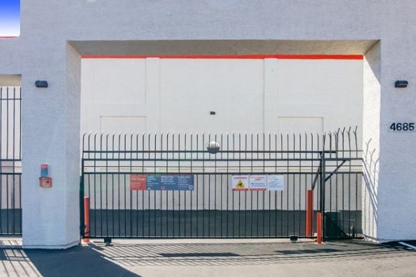 Public Storage - Las Vegas - 4685 E Tropicana Ave - 4685 E Tropicana Ave