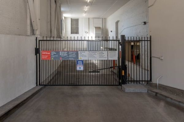 Public Storage - San Francisco - 300 Treat Ave - 300 Treat Ave
