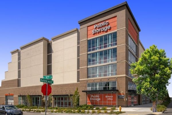 Public Storage - Seattle - 9701 Aurora Ave N - 9701 Aurora Ave N