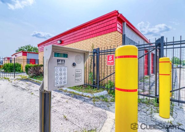 CubeSmart Self Storage - West Des Moines - 2001 Grand Avenue
