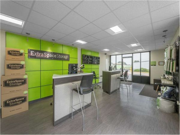 Extra Space Storage - 8451 - Colorado Springs - Arlington Dr - 2515 Arlington Drive