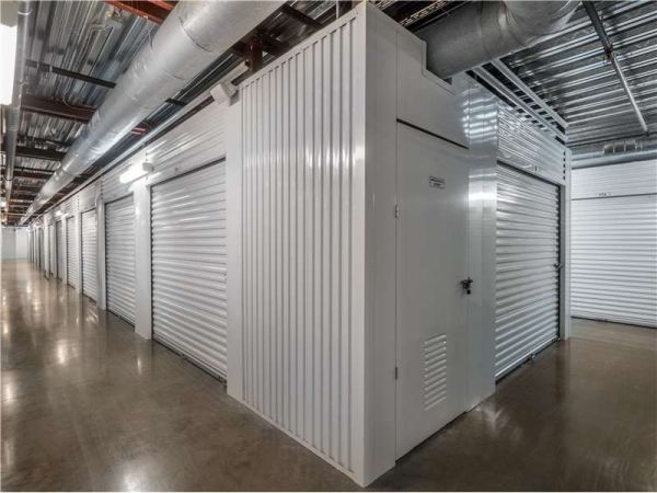 Extra Space Storage - 1647 - Woodlands - West Branch Crossing Drive - 12190 West Branch Crossing Drive