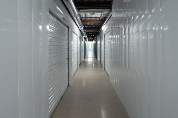 Public Storage - Live Oak - 7303 N Loop 1604 E - 7303 N Loop 1604 E